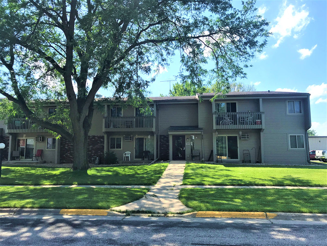 Photos and Video of Village Glenn Apartments in Waunakee, WI